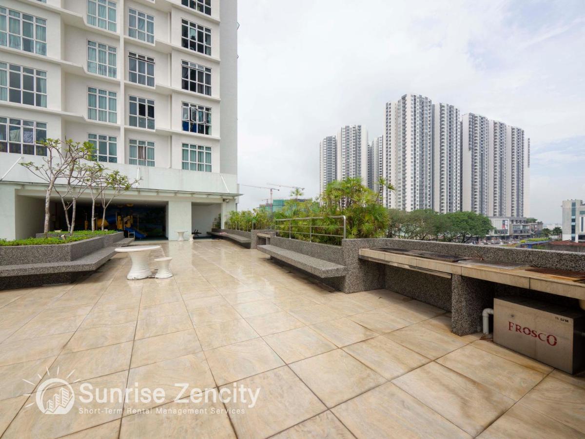 Seaview Condo Near Rf Mall, Food Court & Free Netflix Johor Bahru Luaran gambar